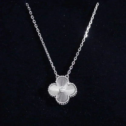 [Dawnora Jewelry]CLOVER  15MM DIAMOND LASER NECKLACE SILVER