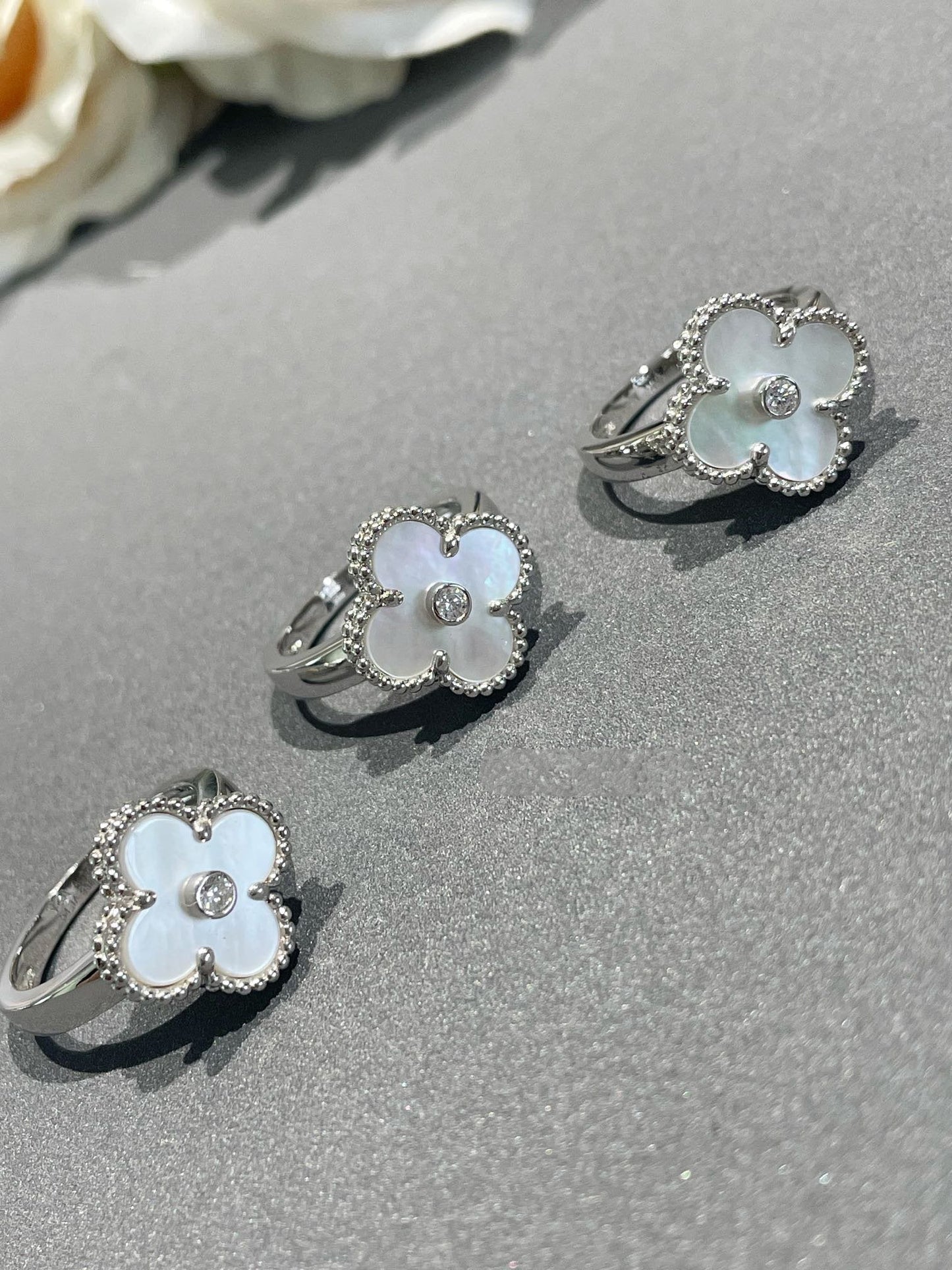 [Dawnora Jewelry]CLOVER SILVER MOP DIAMOND RING