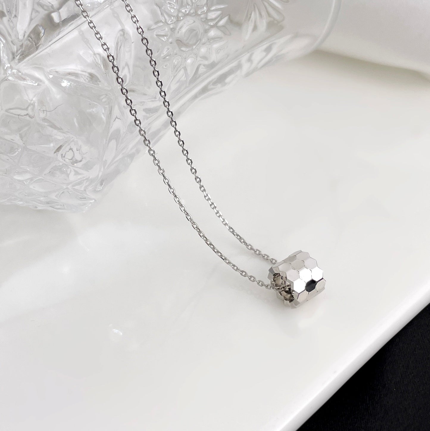 [Dawnora Jewelry]BEE MINI NECKLACE