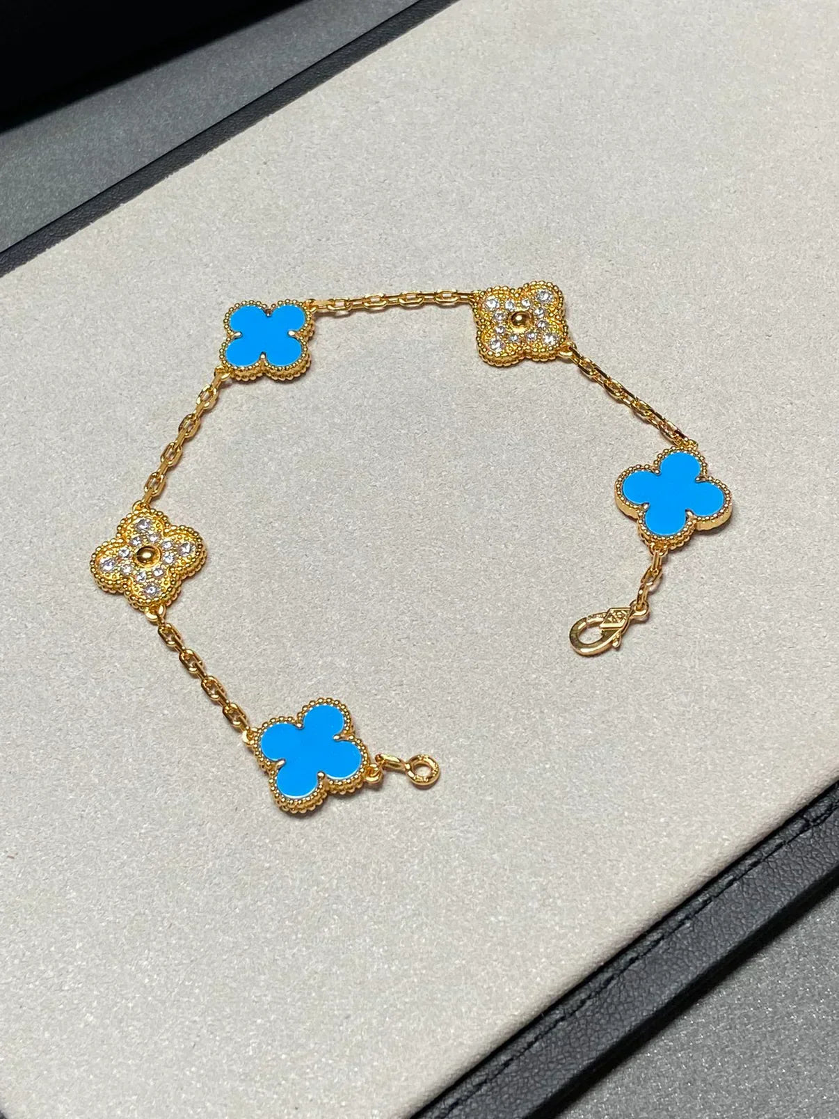 [Dawnora Jewelry] CLOVER 5 MOTIF BLUE AGATE BRACELET COLLECTION